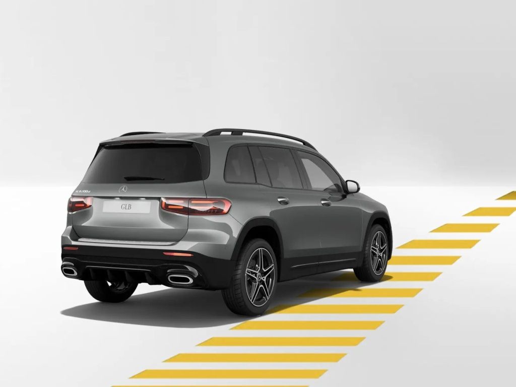 Mercedes-Benz GLB 200 2025 г. Серый, пробег 7757 км