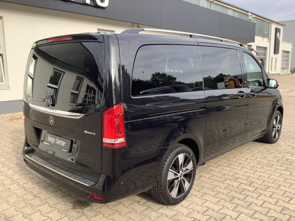 Mercedes-Benz V 300 2023 г. Чёрный, пробег 42956 км