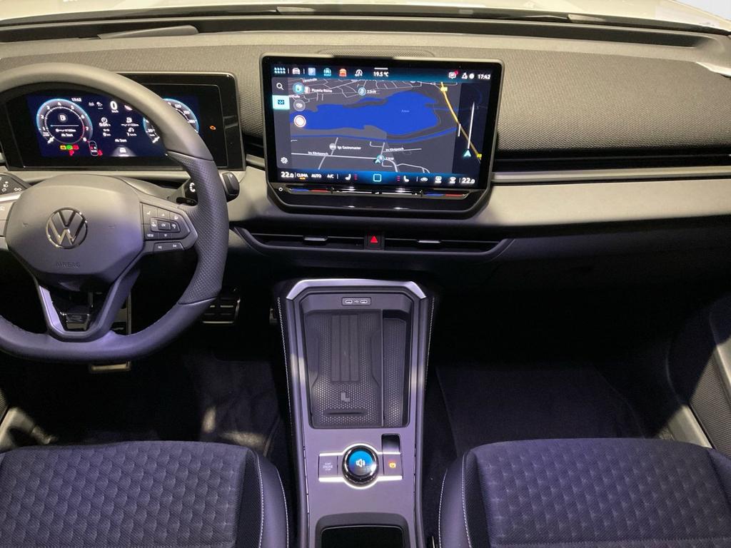 Volkswagen T-Roc 2025 г. Белый, пробег 8211 км