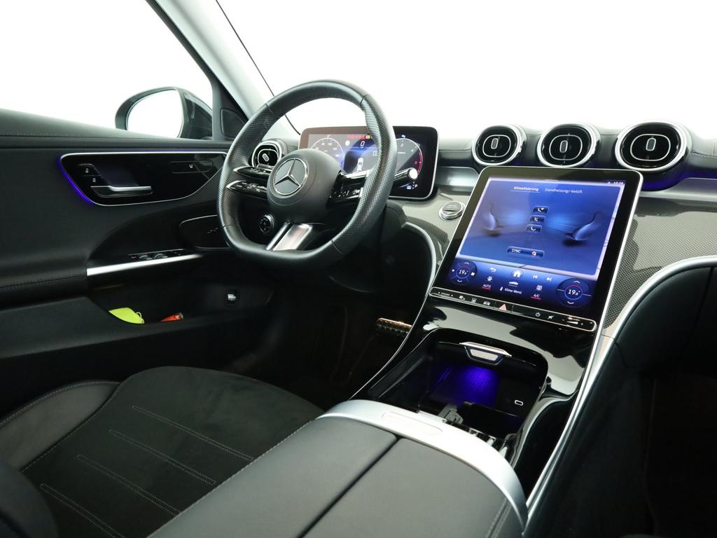 Mercedes-Benz C 220 2023 г. Чёрный, пробег 50662 км