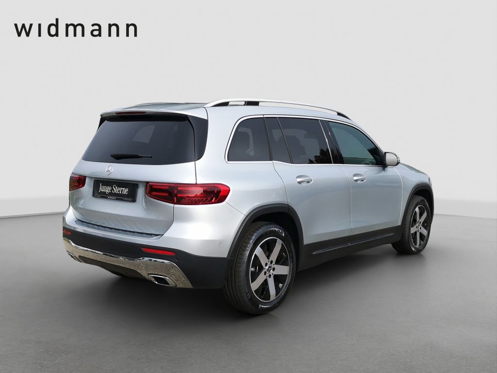 Mercedes-Benz GLB 200 2024 г. Серебристый, пробег 56702 км