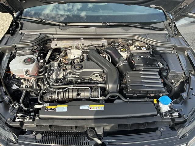 Volkswagen Golf 2025 г. Серый, пробег 12435 км