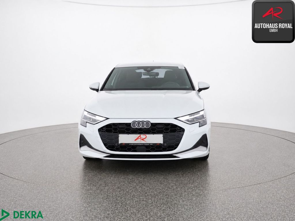 Audi A3 2025 г. Белый, пробег 38283 км