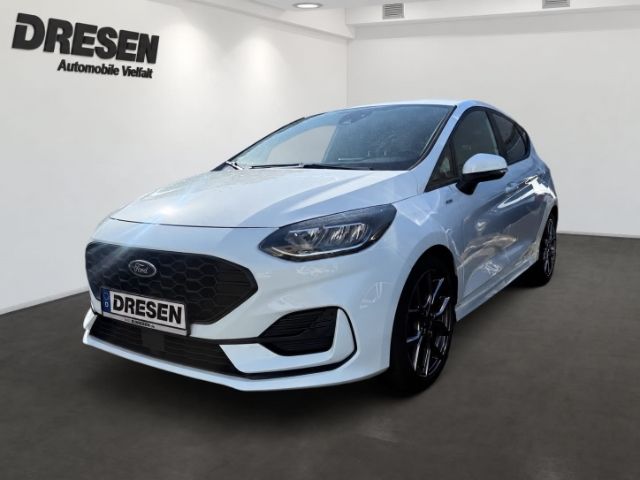 Ford Fiesta 2022 г. Белый, пробег 58870 км