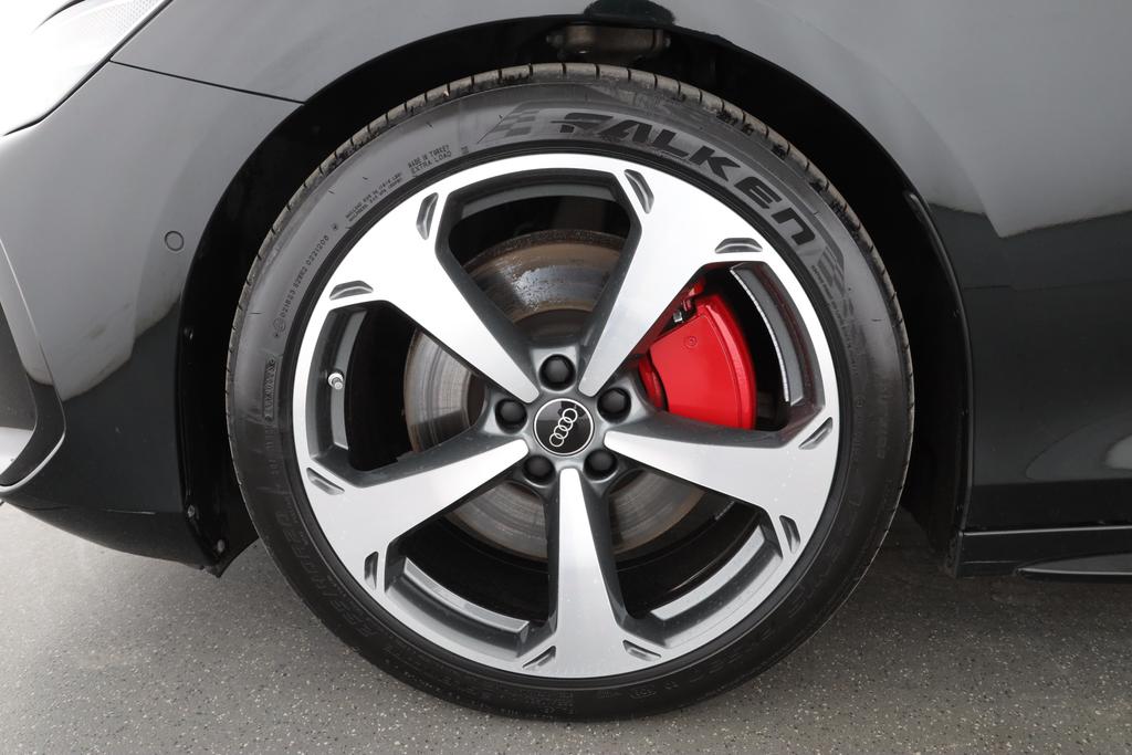Audi A6 2025 г. Зелёный, пробег 25283 км