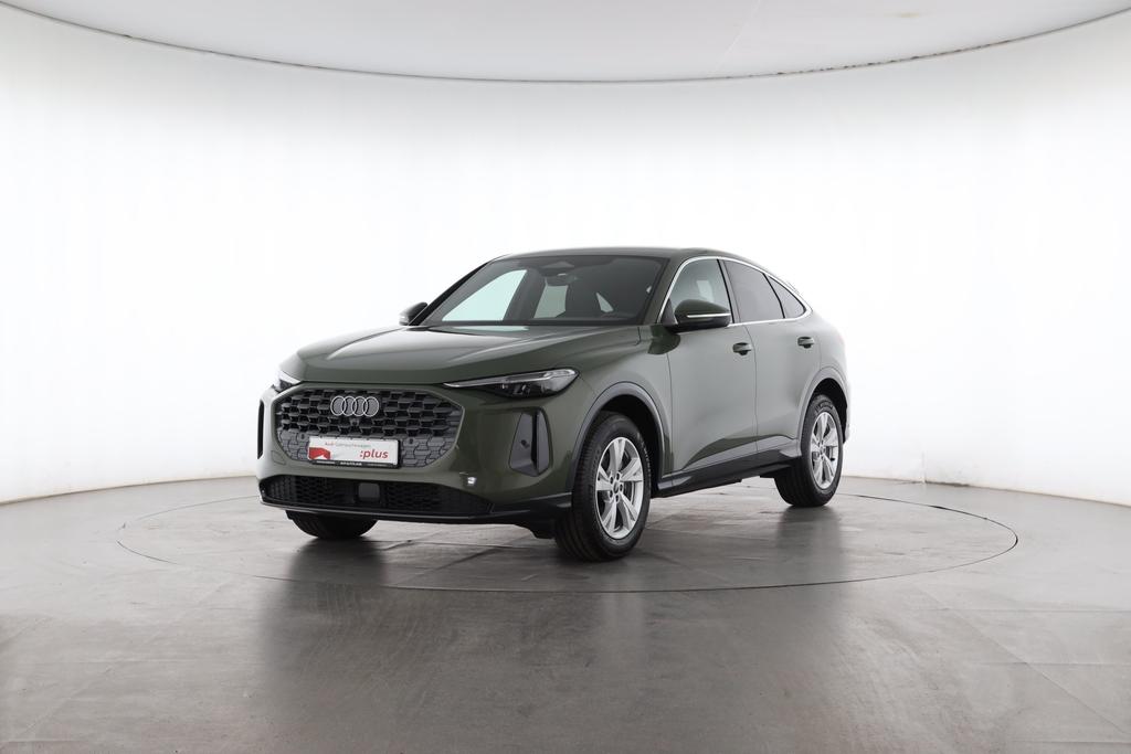 Audi Q5 2025 г. Зелёный, пробег 7195 км