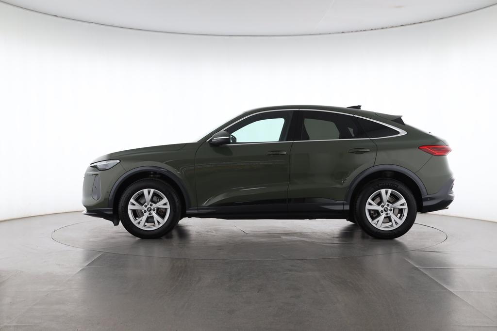 Audi Q5 2025 г. Зелёный, пробег 7195 км