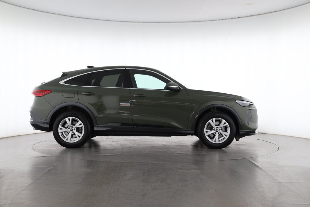 Audi Q5 2025 г. Зелёный, пробег 7195 км