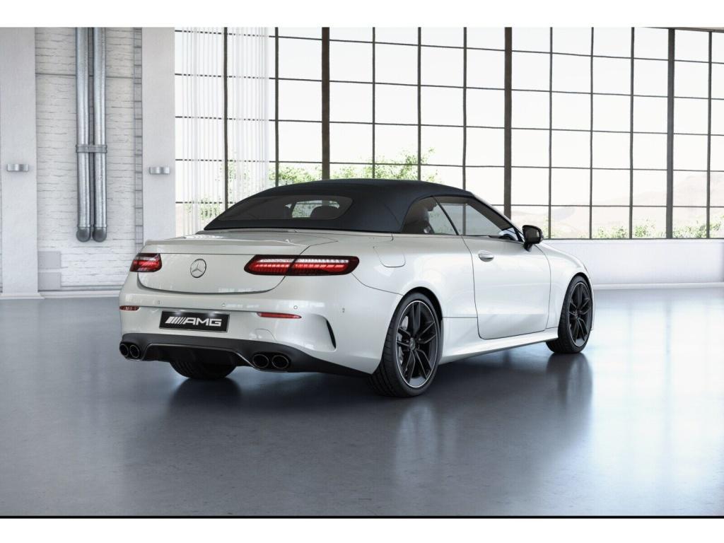 Mercedes-Benz E 53 AMG 2022 г. Белый, пробег 42761 км