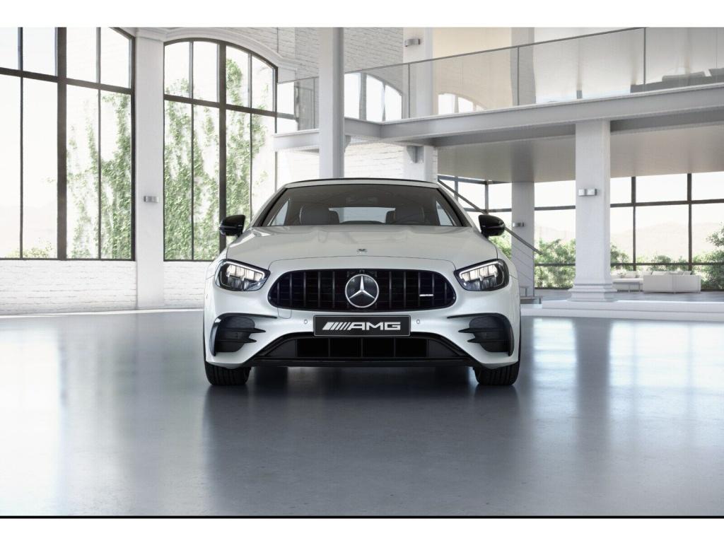 Mercedes-Benz E 53 AMG 2022 г. Белый, пробег 42761 км