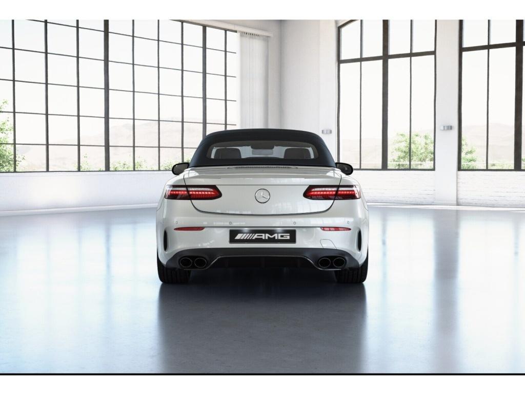 Mercedes-Benz E 53 AMG 2022 г. Белый, пробег 42761 км