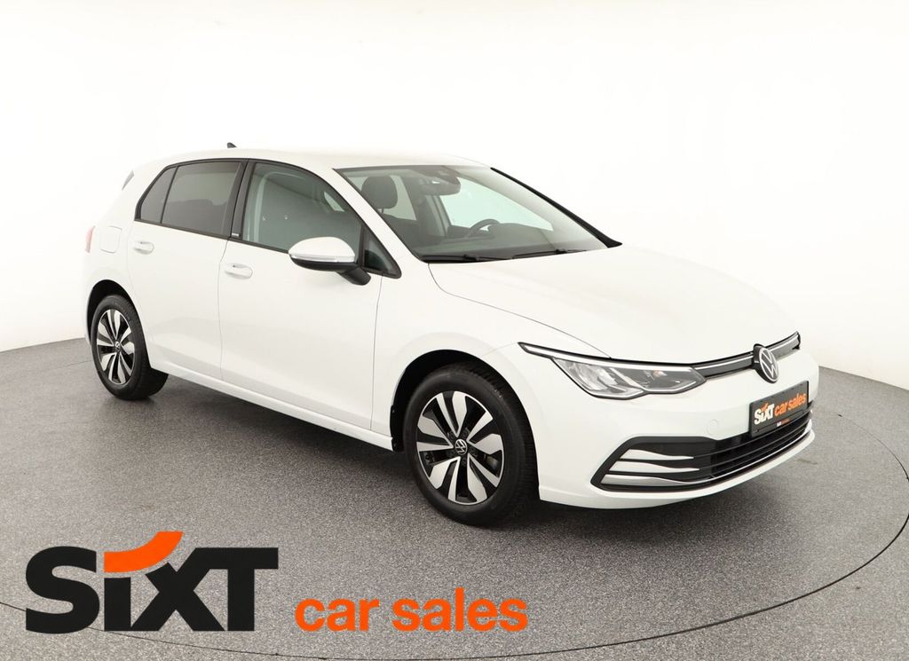 Volkswagen Golf 2024 г. Белый, пробег 19944 км