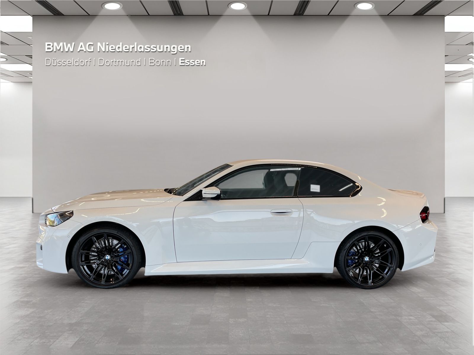BMW M2 2023 г. Белый, пробег 22643 км