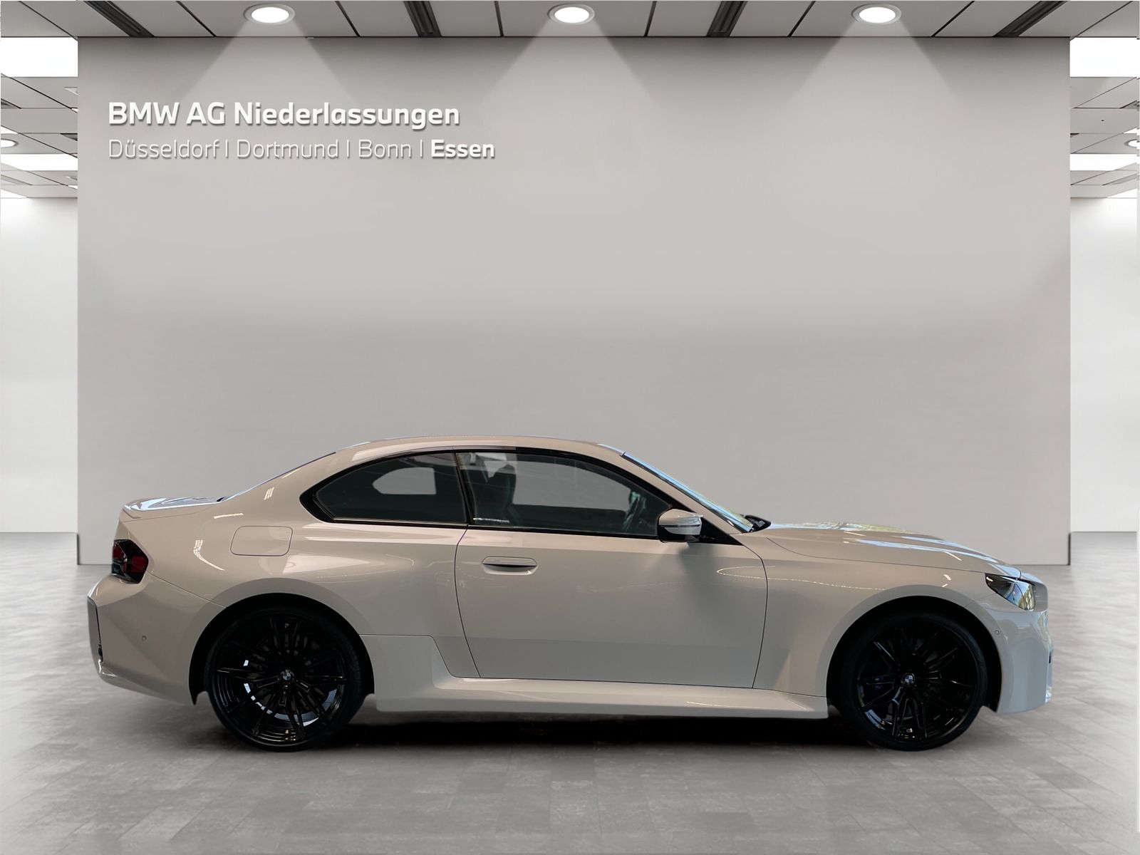 BMW M2 2023 г. Белый, пробег 22643 км