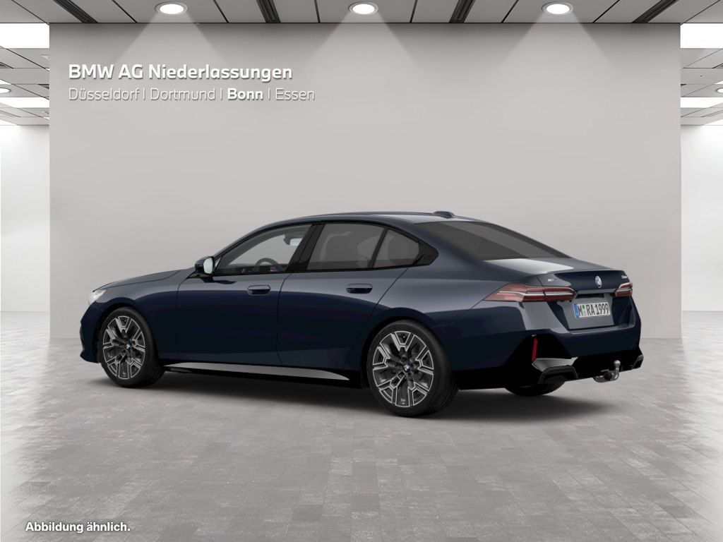 BMW 520 2025 г. Чёрный, пробег 26131 км