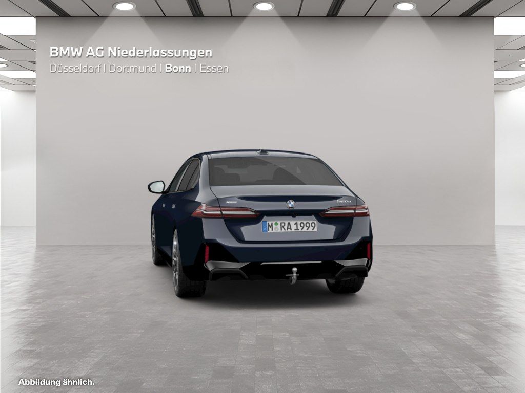 BMW 520 2025 г. Чёрный, пробег 26131 км