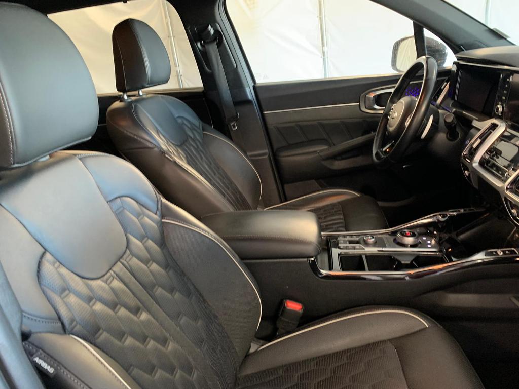 Kia Sorento 2021 г. Чёрный, пробег 50000 км