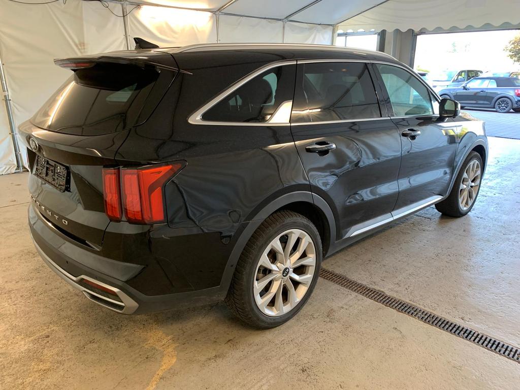 Kia Sorento 2021 г. Чёрный, пробег 50000 км