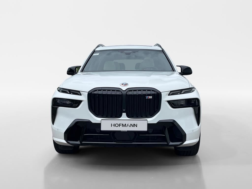 BMW X7 M60 2023 г. Белый, пробег 47000 км