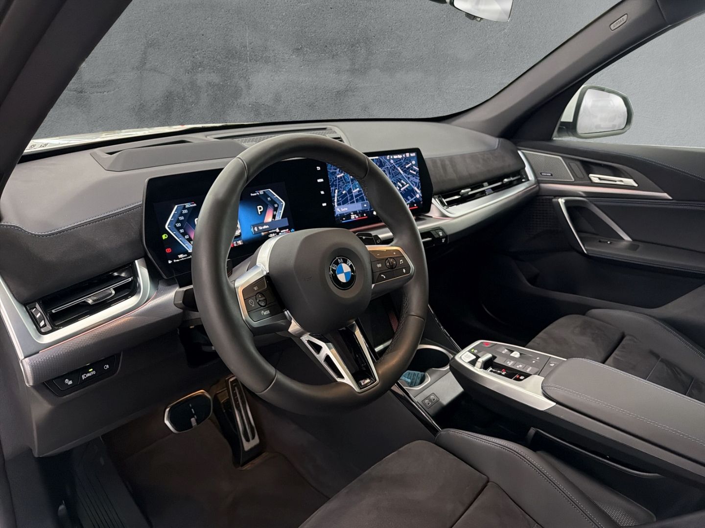 BMW X1 2025 г. Белый, пробег 9071 км