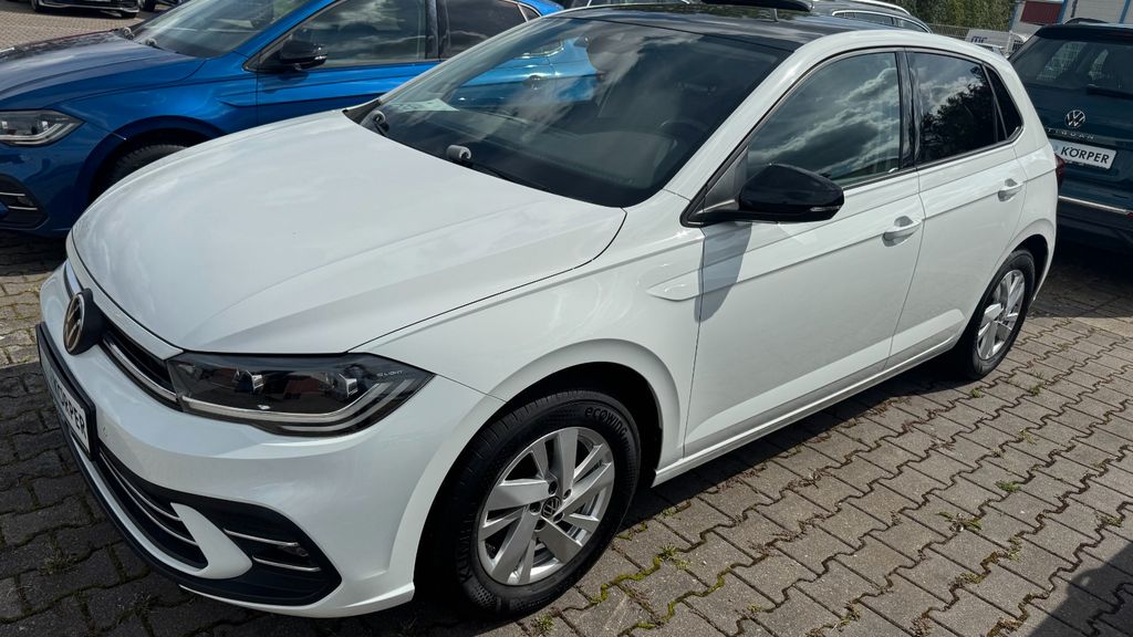 Volkswagen Polo 2022 г. Белый, пробег 45715 км