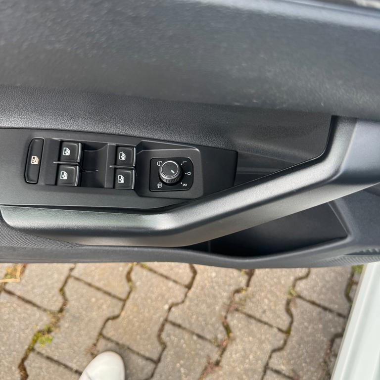 Volkswagen Polo 2022 г. Белый, пробег 45715 км