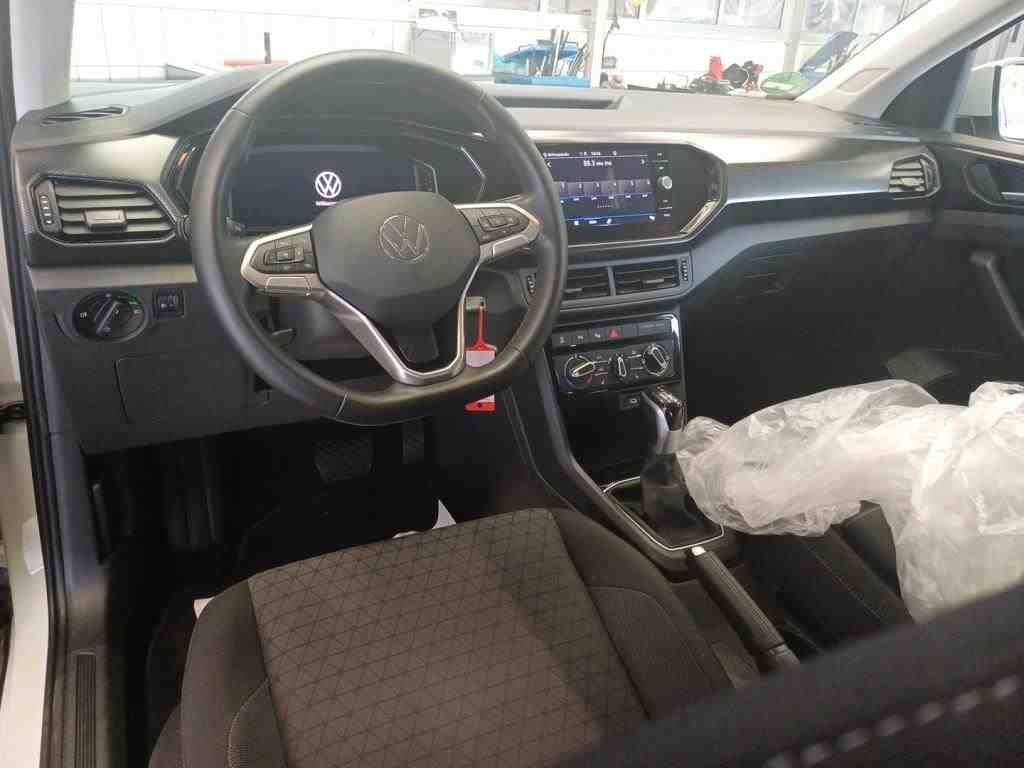 Volkswagen T-Cross 2023 г. Серый, пробег 42442 км