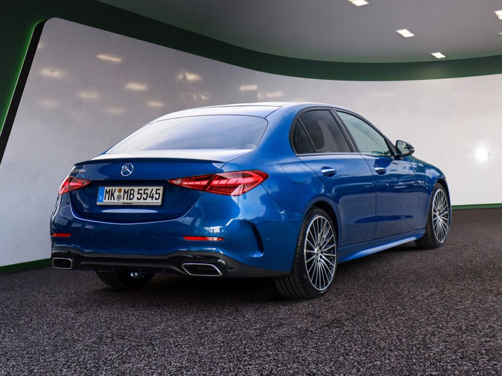 Mercedes-Benz C 220 2026 г. Синий, пробег 14500 км