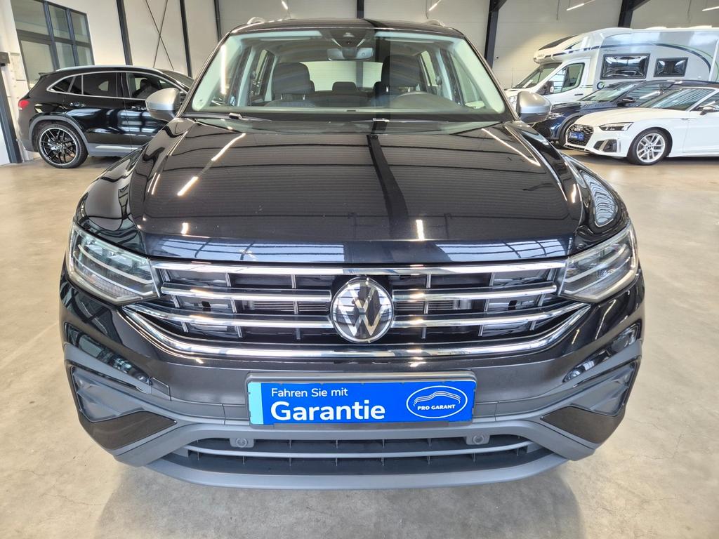 Volkswagen TIGUAN ALLSPACE 2025 г. Чёрный, пробег 32000 км