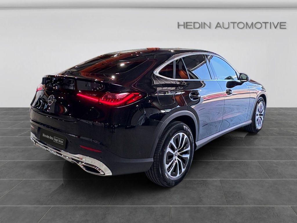 Mercedes-Benz GLC 220 2025 г. Чёрный, пробег 8556 км