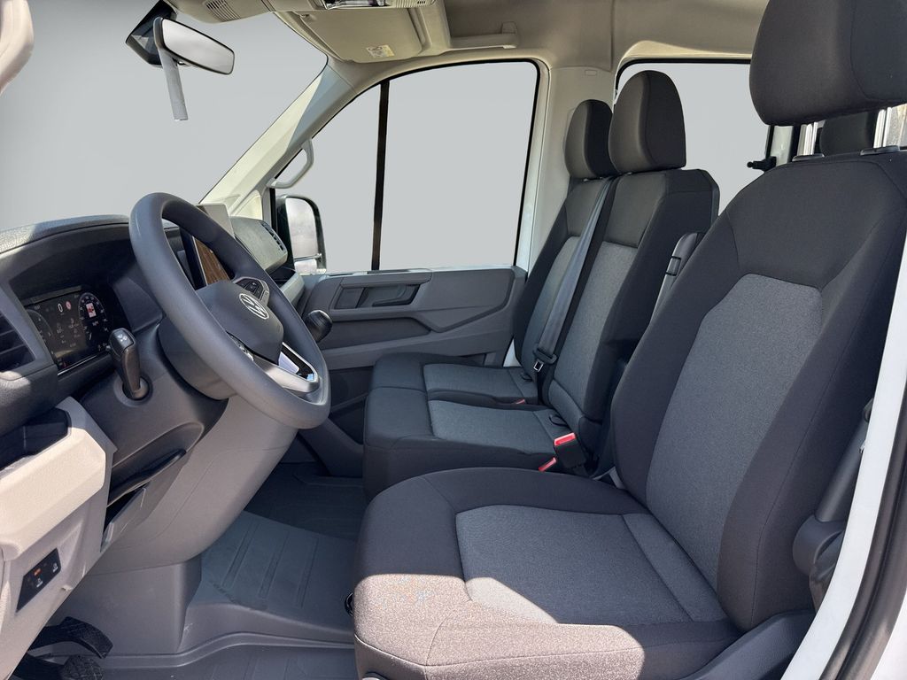Volkswagen CRAFTER 2026 г. Белый, пробег 50 км