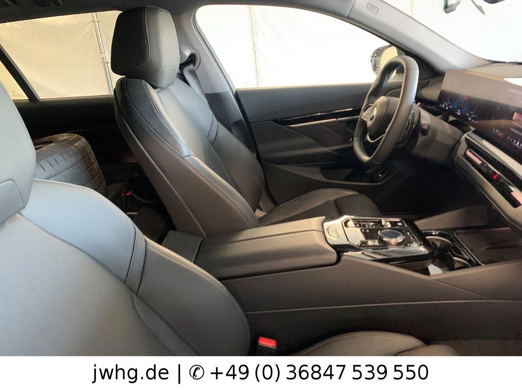 BMW 520 2024 г. Чёрный, пробег 60000 км