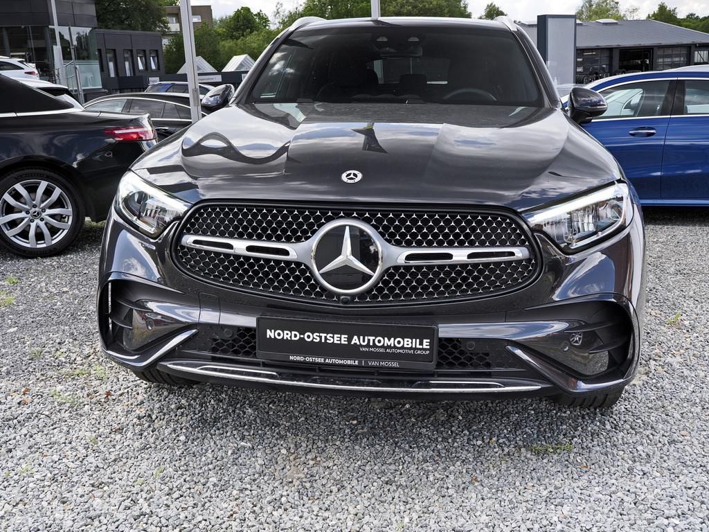 Mercedes-Benz GLC 300 2025 г. Серый, пробег 13126 км