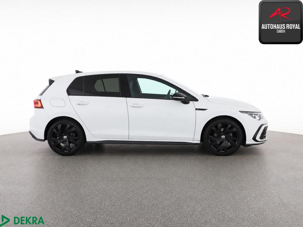Volkswagen Golf 2024 г. Белый, пробег 18214 км