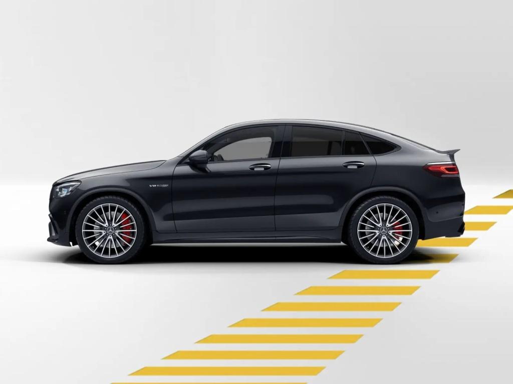 Mercedes-Benz GLC 63 AMG 2023 г. Чёрный, пробег 30885 км