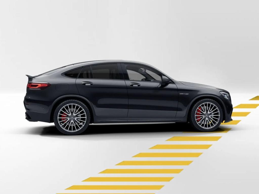 Mercedes-Benz GLC 63 AMG 2023 г. Чёрный, пробег 30885 км