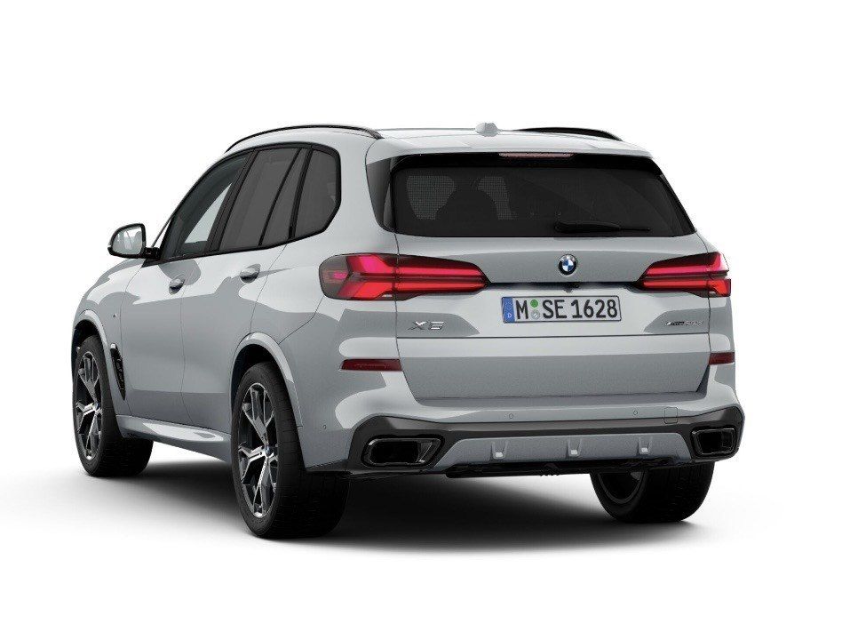 BMW X5 2025 г. Серый, пробег 27267 км