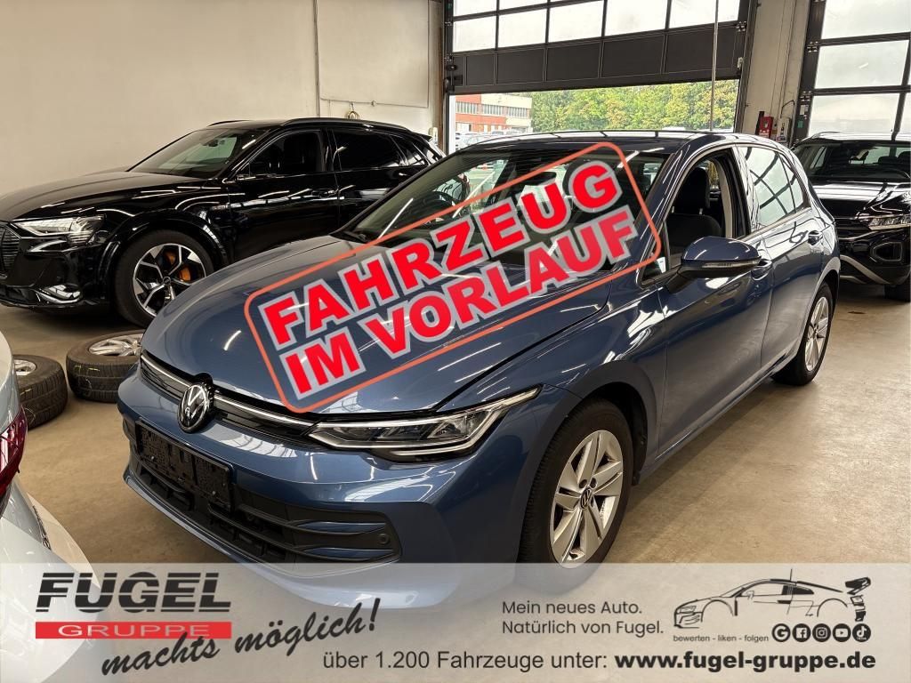 Volkswagen Golf 2024 г. Синий, пробег 53620 км