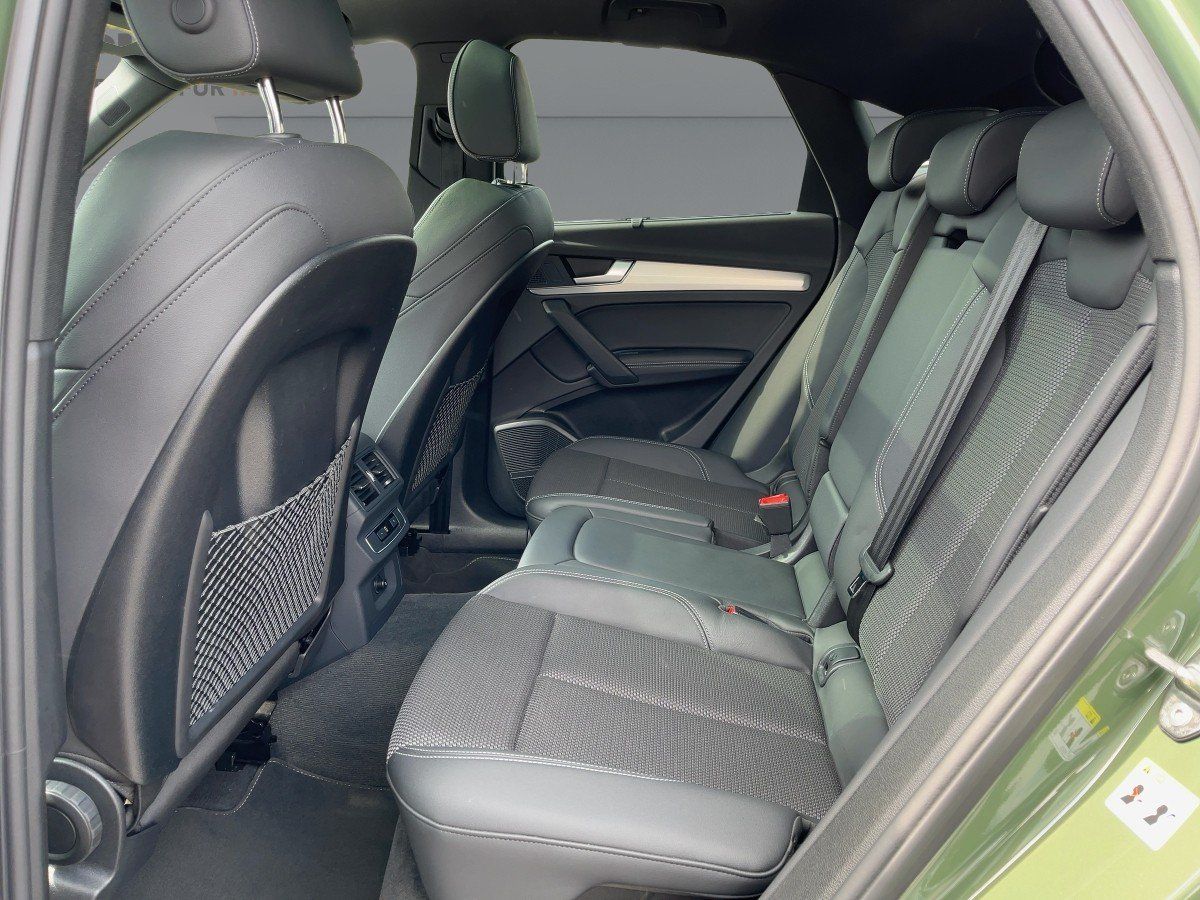 Audi Q5 2024 г. Зелёный, пробег 48100 км