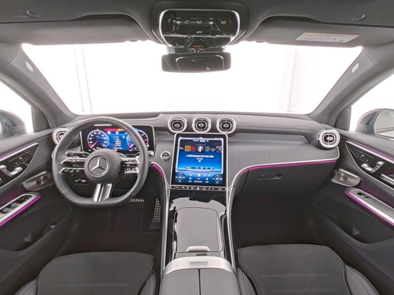 Mercedes-Benz GLC 300 2025 г. Серебристый, пробег 21755 км