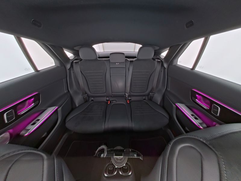 Mercedes-Benz GLC 300 2025 г. Серебристый, пробег 21755 км