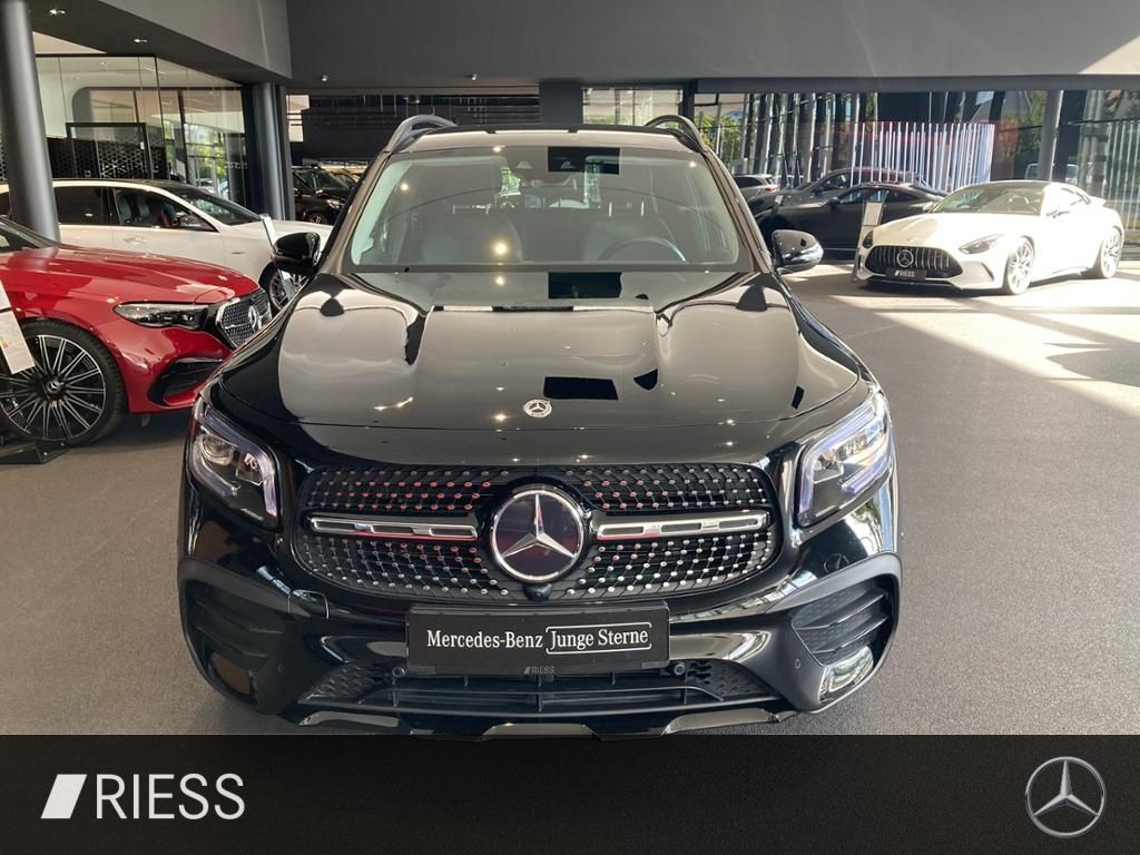 Mercedes-Benz GLB 250 2022 г. Чёрный, пробег 57404 км