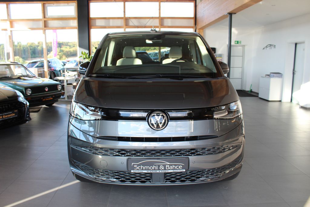 Volkswagen T7 MULTIVAN 2024 г. Серый, пробег 53000 км