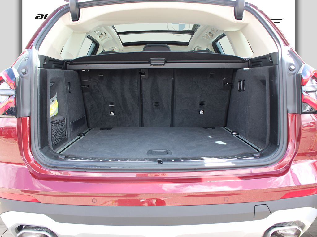 BMW X3 2023 г. Красный, пробег 48190 км