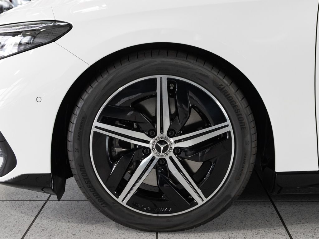 Mercedes-Benz CLA 220 2026 г. Белый, пробег 3500 км