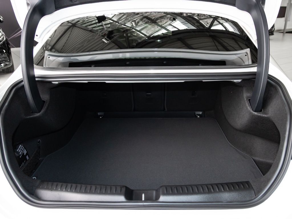 Mercedes-Benz CLA 220 2026 г. Белый, пробег 7500 км