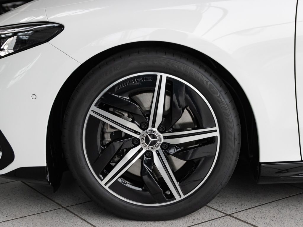 Mercedes-Benz CLA 220 2026 г. Белый, пробег 7500 км