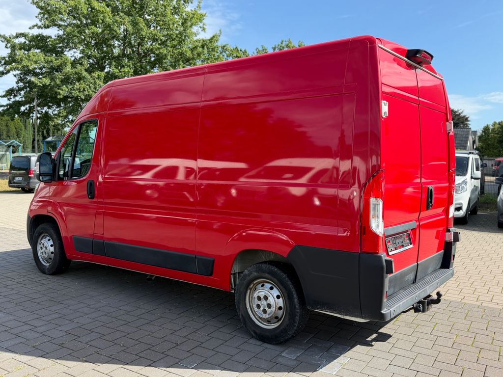 Peugeot BOXER 2021 г. Красный, пробег 43958 км
