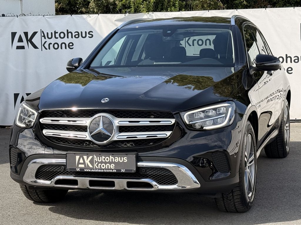 Mercedes-Benz GLC 220 2022 г. Чёрный, пробег 55000 км