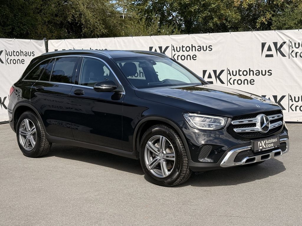Mercedes-Benz GLC 220 2022 г. Чёрный, пробег 55000 км